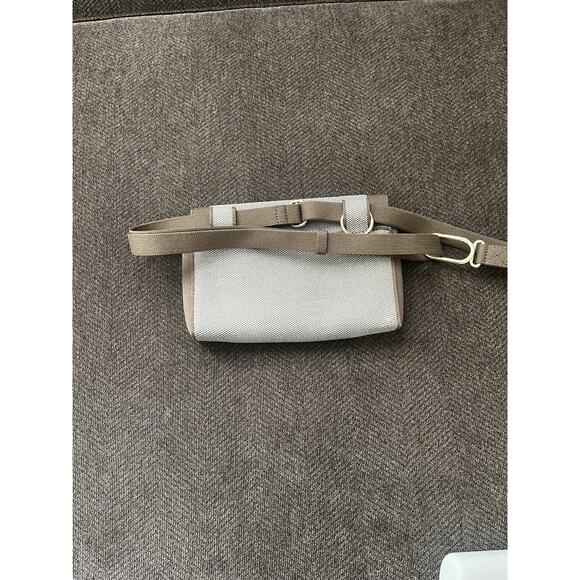 Rothy's The Belt Bag Crossbody Biscotti Brown Tan Clutch Knit Purse - Picture 5 of 6